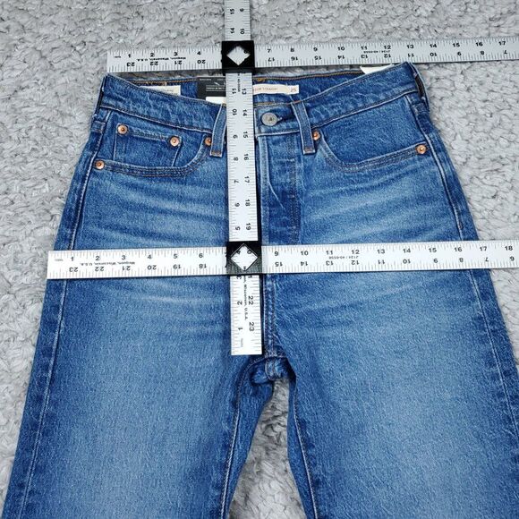 Levi's Premium Wedgie Straight Fit Medium Wash Blue Stretch Size 25x28 High Rise - Picture 9 of 10
